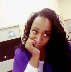 Meet your Posher, Regina